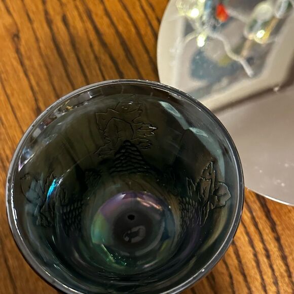 1970’s Carnival Glass Blue Amethyst Iridescent Wine or Water Goblet - Picture 3 of 4